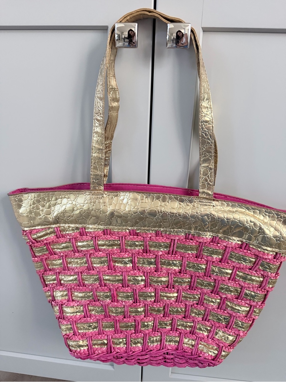 New Vintage Big Buddha Gold & Pink Woven Tote Bag Stylish Beach & Everyday Carry - Picture 4 of 8